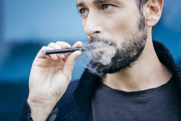 Les astuces pour éviter les goûts brûlés dans votre cigarette électronique